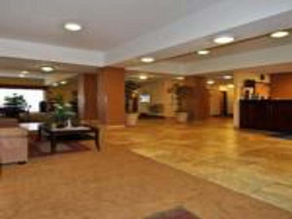 Days Inn By Wyndham Semmes Mobile Bagian luar foto