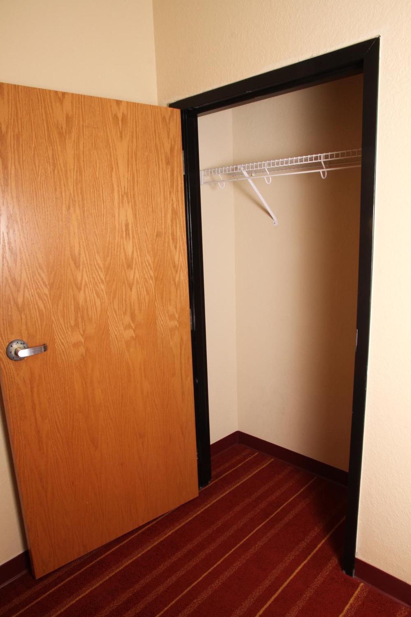 Days Inn By Wyndham Semmes Mobile Bagian luar foto