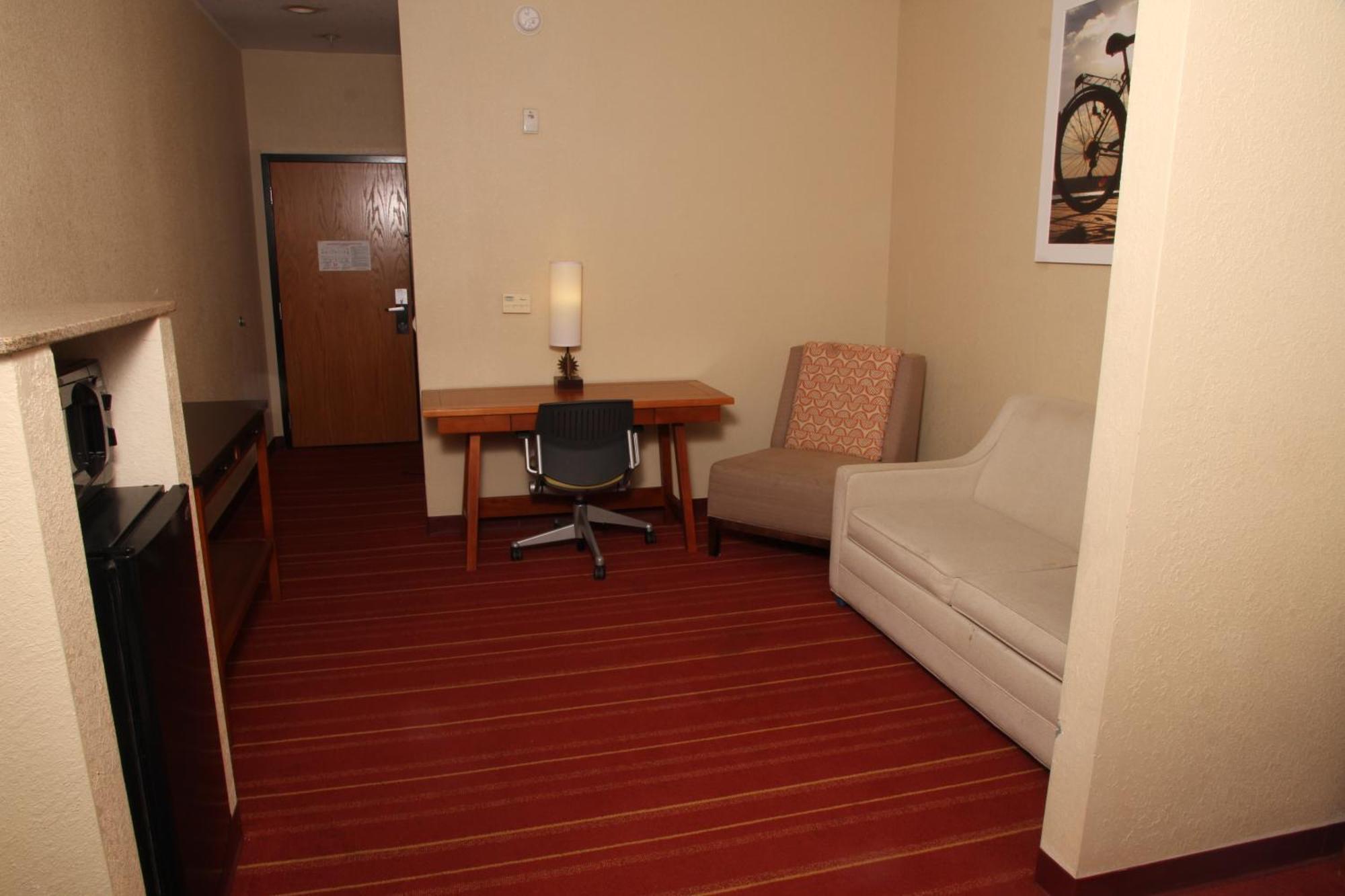 Days Inn By Wyndham Semmes Mobile Bagian luar foto