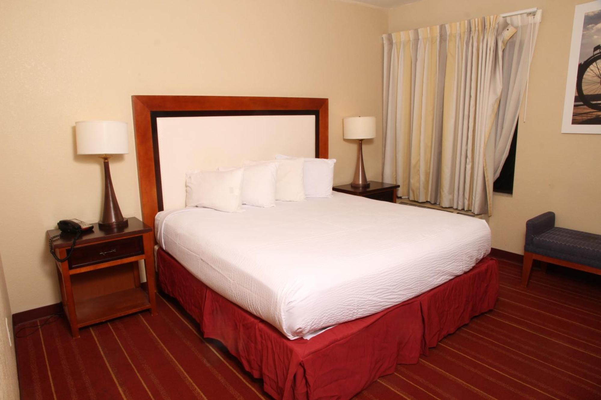 Days Inn By Wyndham Semmes Mobile Bagian luar foto