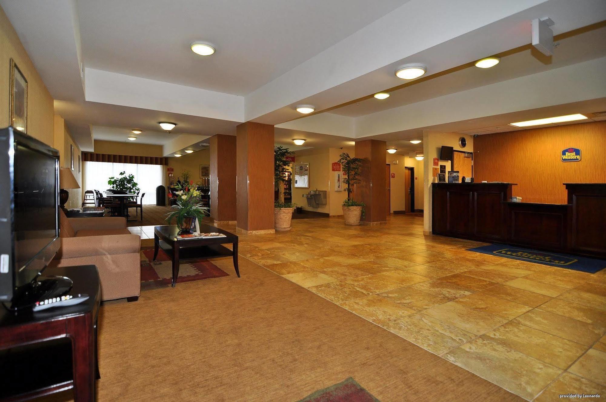 Days Inn By Wyndham Semmes Mobile Bagian luar foto