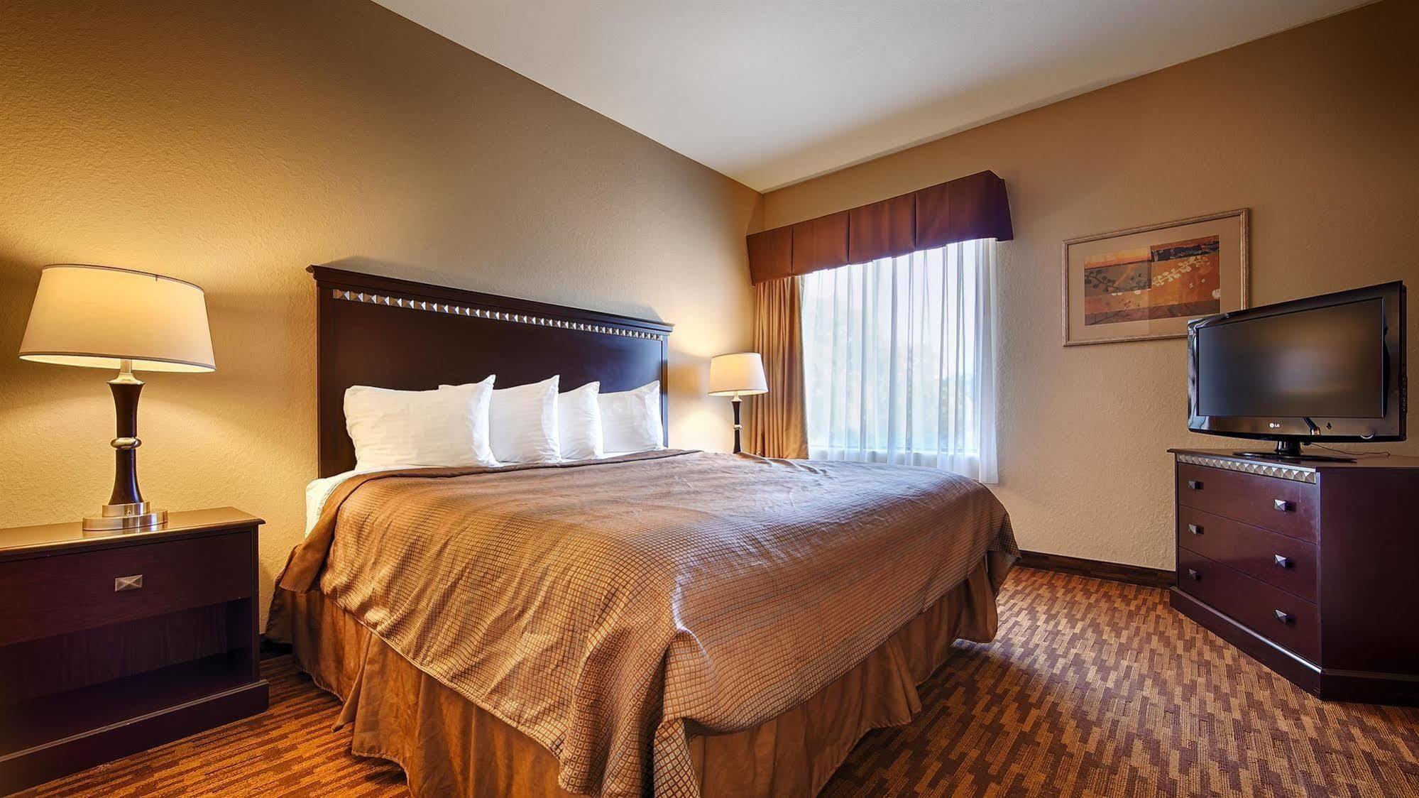 Days Inn By Wyndham Semmes Mobile Bagian luar foto