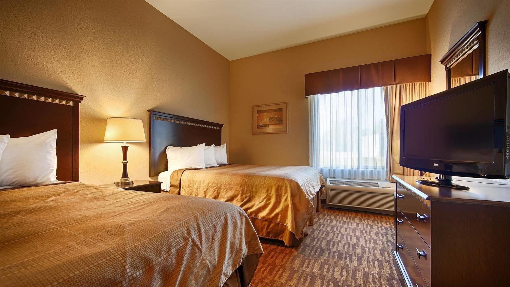 Days Inn By Wyndham Semmes Mobile Bagian luar foto